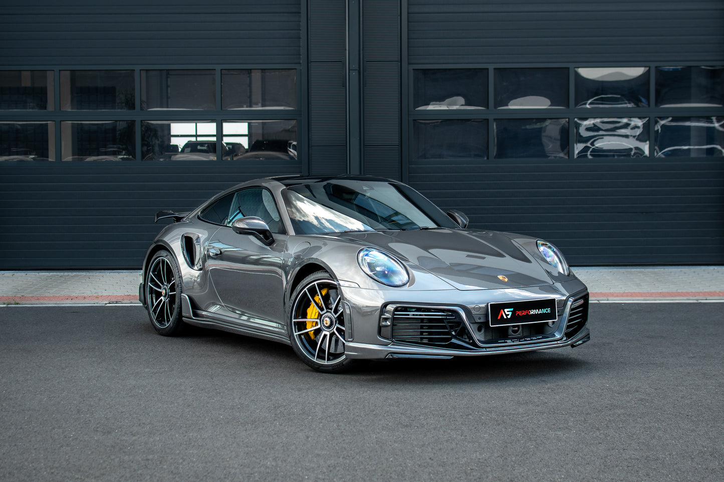 TECHART Front Apron for 992 Turbo