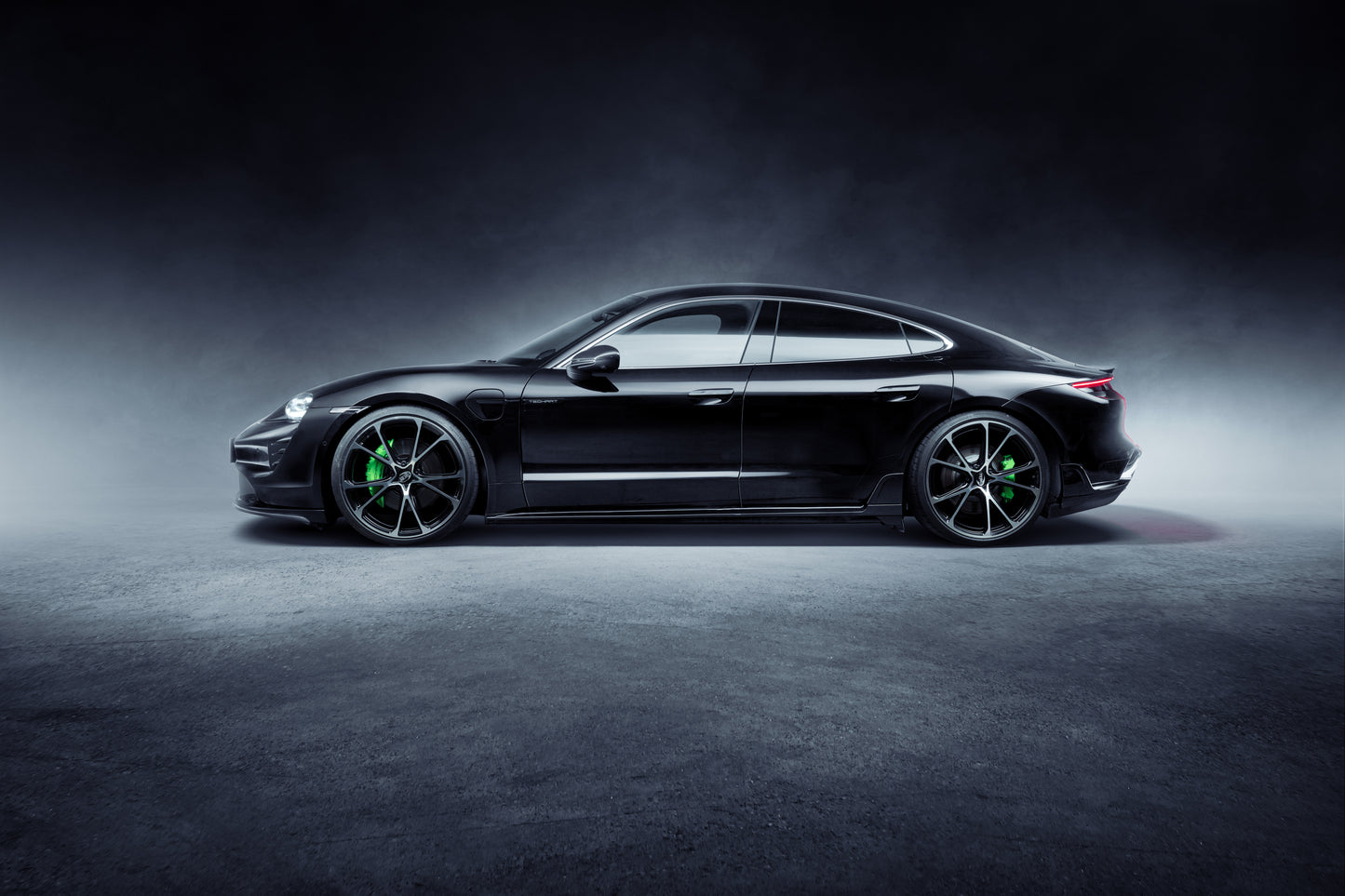 TECHART Carbon Side Skirts with Fin for 9J1 Taycan