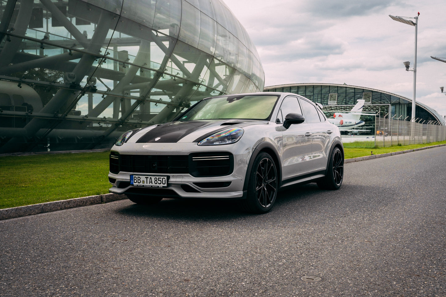 TECHART Carbon Aero Hood for 9YA/B (E3.1)Cayenne until MY23