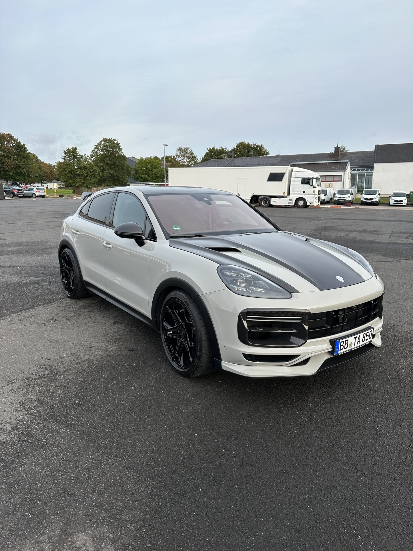 TECHART Carbon Aero Hood for 9YA/B (E3.1)Cayenne until MY23