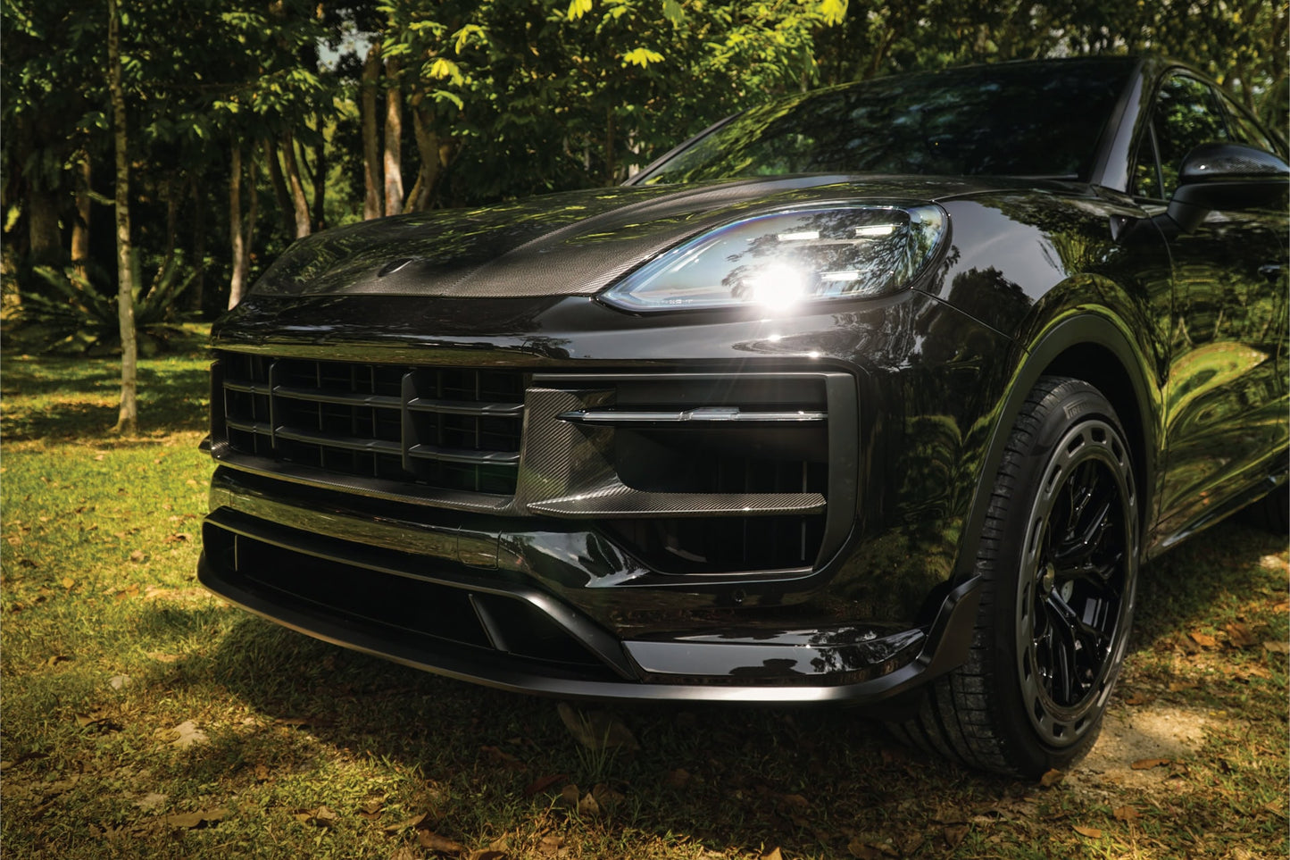 TECHART Carbon Front Grille for E3.2 Cayenne all Sport Design / Turbo from MY24