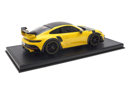 TECHART GTstreet R (992) Collectors Models, scale 1:18