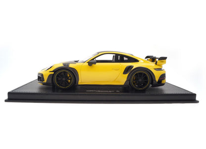 TECHART GTstreet R (992) Collectors Models, scale 1:18