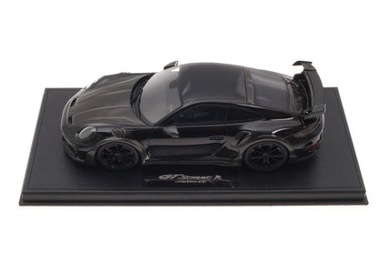 TECHART GTstreet R (992) Collectors Models, scale 1:18