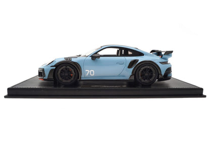 TECHART GTstreet R (992) Collectors Models, scale 1:18