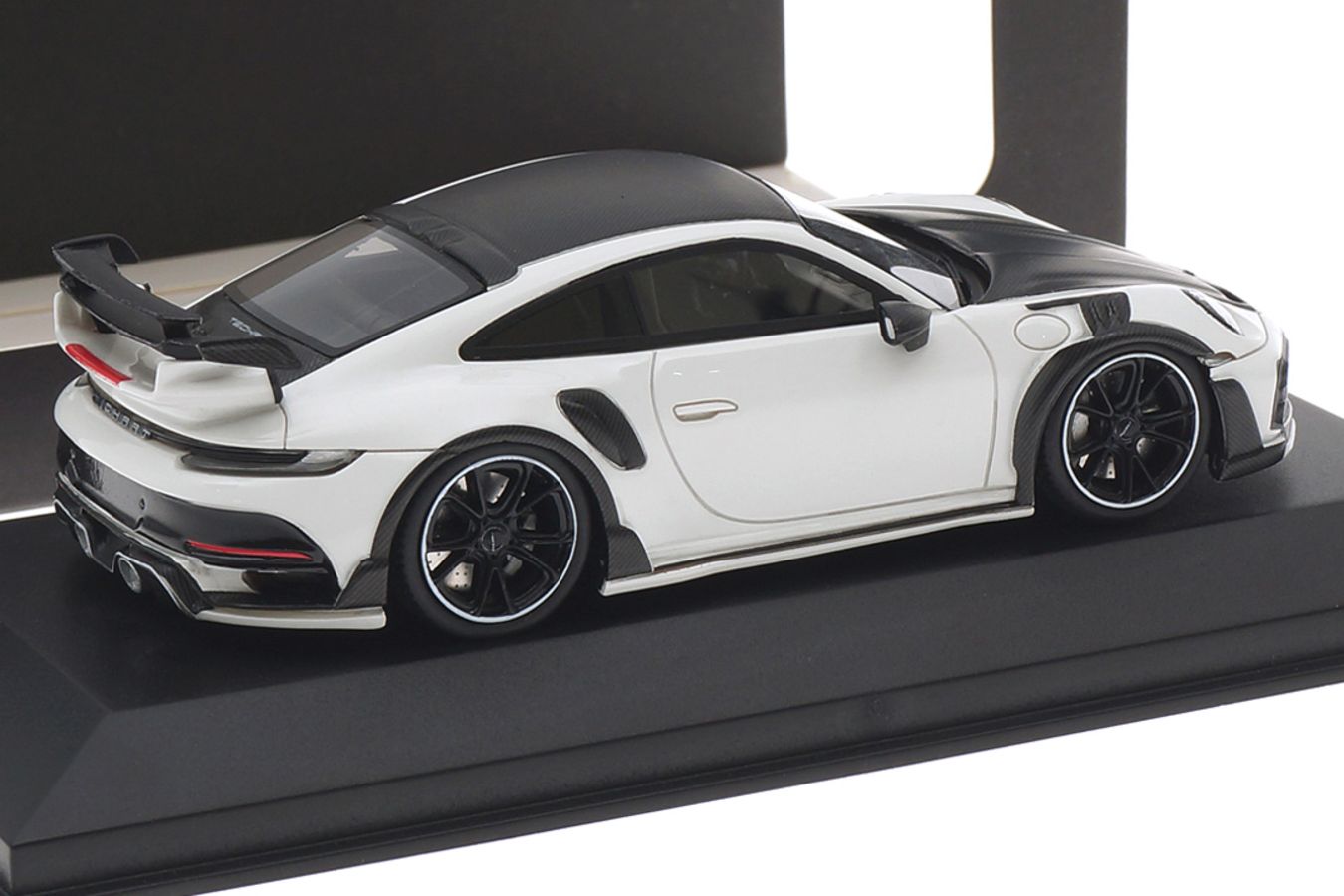 TECHART GTstreet R (992) Collectors Models, scale 1:43