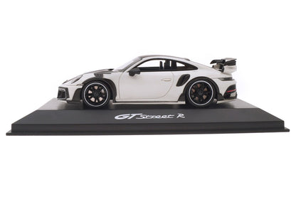 TECHART GTstreet R (992) Collectors Models, scale 1:43