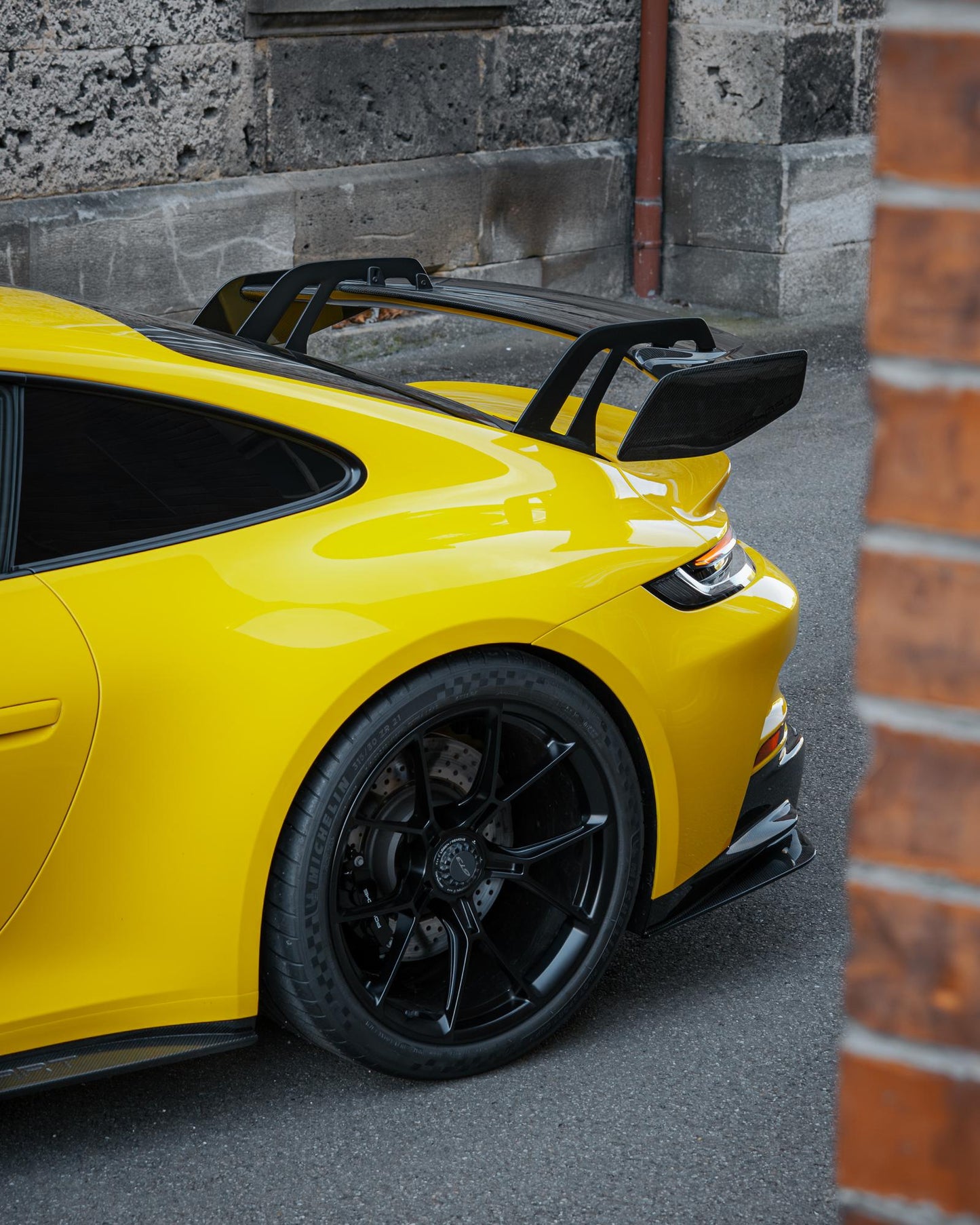 TECHART Rear Spoiler profile w/ Wing End Plates for 992 GT3